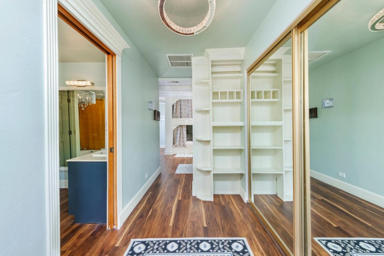 Smart Solution - Individual Private Bed-Pods In Gorgeous Shared Space - Women Only Dorm In Room 5 - Coed House - Full-Sized Mattresses In Individual Pods - With Built-In Private Storage - Gorgeous Shared Room - Affordable Luxury - Sparrow House Phoenix Exteriér fotografie